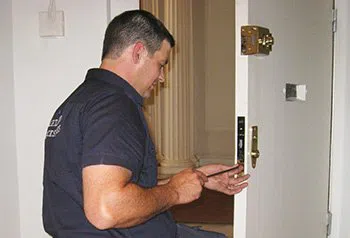 Logan Locksmith Shop Urbandale, IA 515-203-8825 - Expert-20Locksmith